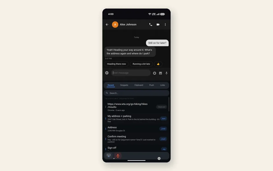 Nibit keyboard with snippets open in a messaging app